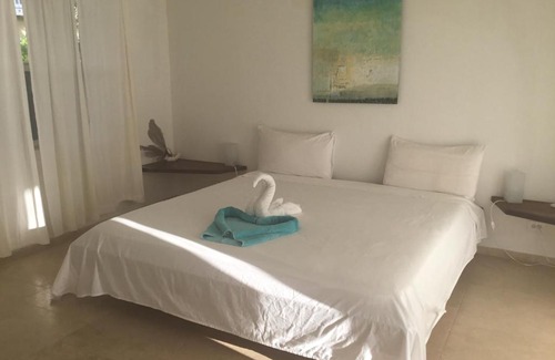 Sugar Loaf Settlement Maison | The Bohemian