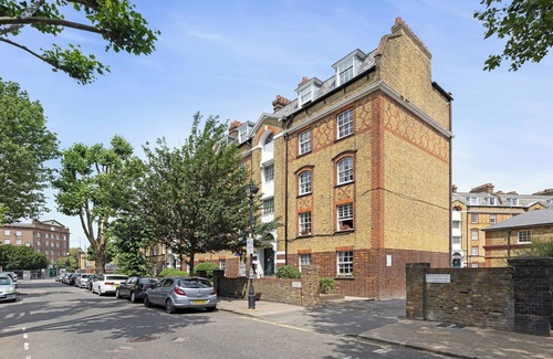Bromley North Appartement | The Bow Road Collection