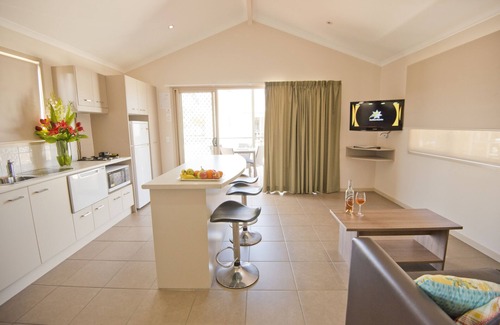 Evans Head Cabine | The Bowlo Holiday Cabins