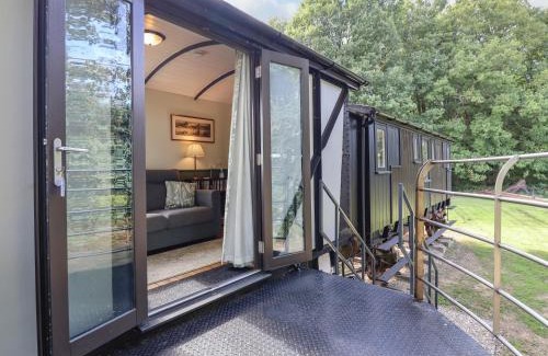 Pattiswick Maison | The Brake Wagon at High Barn Heritage