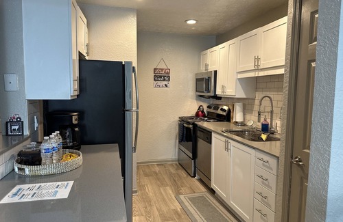 Cumberland Appartement | The Brave's 1st Base 2BD-2BTH, Free PRK, 5 min walk to Truist Park & The Roxy