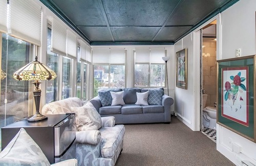 Cazenovia Hôtel | The Brewster Inn