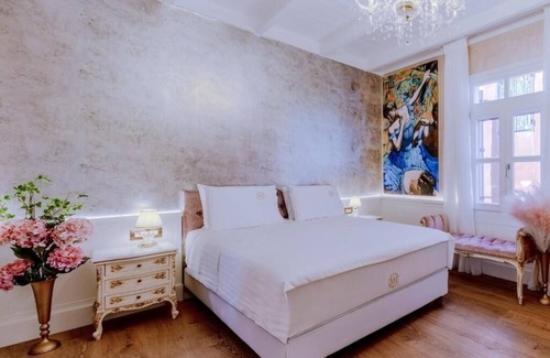 Old Town Hôtel | The Brigitte room in Madame Hortense