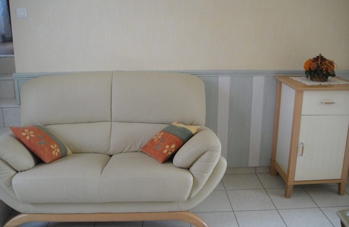 Les Brouzils Cottage | Les Brouzils 85260 Pays de Loire, Gîte dans maison bourgeoise