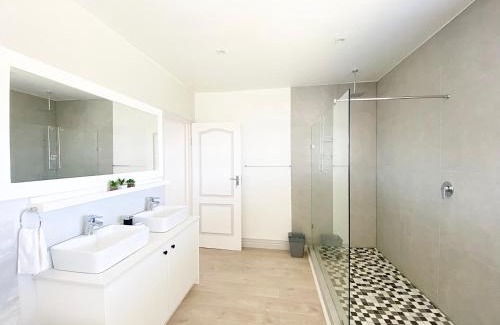Bredasdorp Maison | The Bucket List Guest House