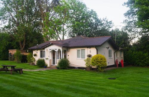 Knebworth Maison | The Bungalow by TAS