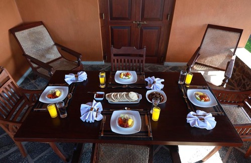 Malimbada Maison | The Bungalow, Makuludola Estate