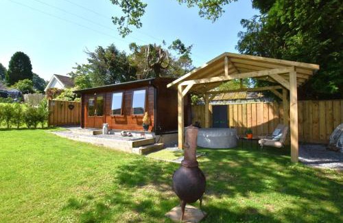 Llandovery Maison | The Cabin at Gerynant