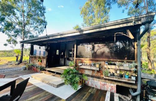 Thornton Chalet De Ski | The Cabin, Ghost Gum Gully