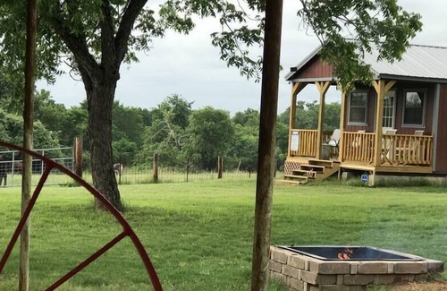 Sutherland Springs Autre | The cabin @ Redawg Ranch