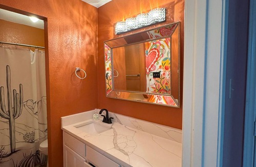 North Richland Hills Maison | The Cactus Casa Dos - Southwestern Retreat w/Easy DFW Access - Pet Friendly