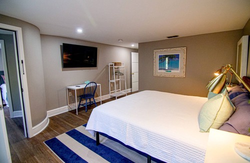 Tallahassee Appartement | The Capitol Inn Sarasota Room - King bed