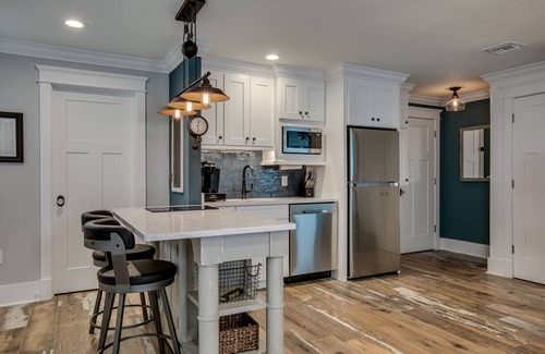 Mount Dora Cottage | The Carlton "5 étoiles du centre-ville de luxe"
