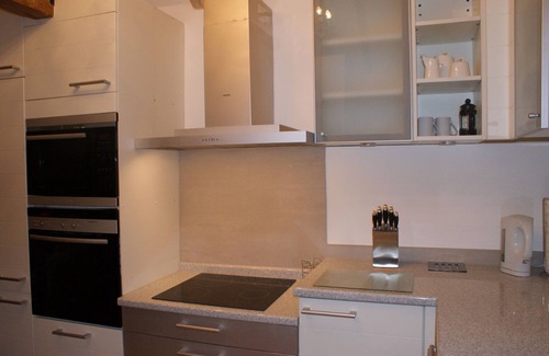 Maldon Maison | La loge de panier. Animaux acceptés, poutres, poêle à bois et spa en option