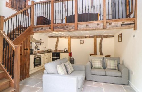 Stanfield Maison | The Cart Shed