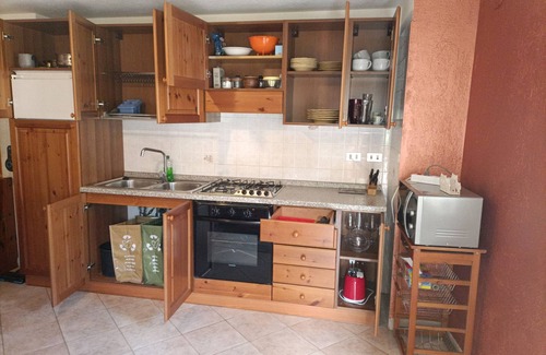 Doues Appartement | La Casa dei Cervi est une nouvelle structure entourée par la nature.