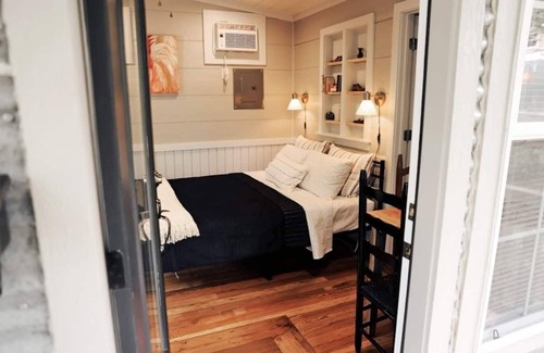 Brenham Maison | The Casita