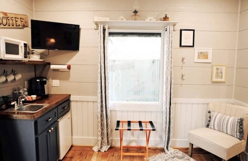 Brenham Maison | The Casita