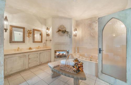 Chemainus Maison | The Castle
