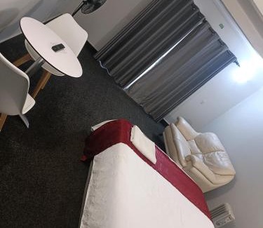 Levin Hôtel | The Cave Motel