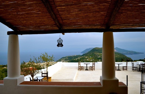 Pianoconte Appartement | La Cave - Studio panoramique avec terrasse, Villa Paradis, Lipari