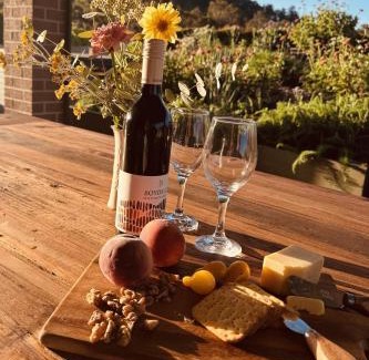 Vacy Maison | The Cellar Door
