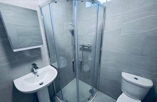 Luton Maison | The Central Hub Luton B