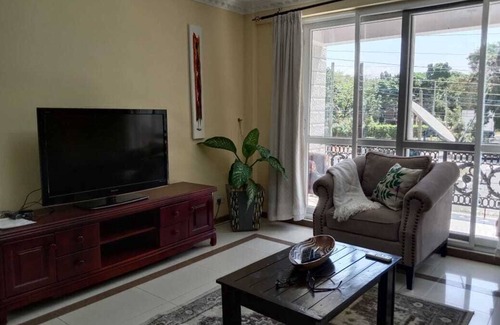 Oyster Bay Appartement | The centre of Masaki, close to restaurants, bars & supermarkets and ATM's