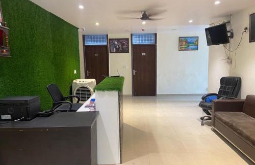 Delhi Maison | The Chaitanya United Stay