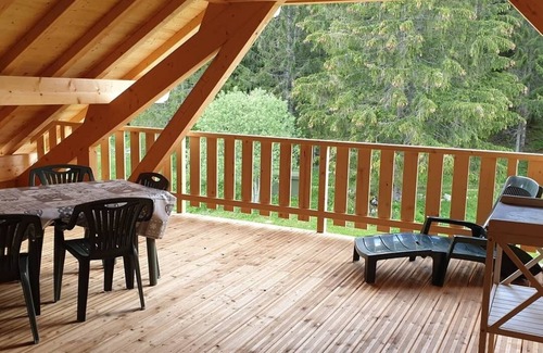 Rochejean Maison | Le chalet.