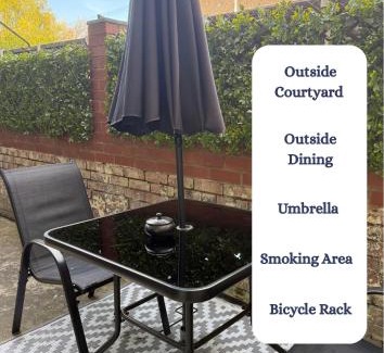Worcester Appartement | The Chapel - Worcester City - FREE Parking, WI-FI, Toiletries - TVs in rooms - Stocked kitchen - Entire Apart - Self Check-In - Outside Space