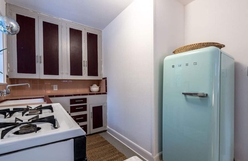 Cherrywood Maison | The Charmer, Super Close to UT + Downtown