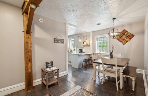 Rising Sun Appartement | The Charming Nest on an Amish Equestrian Farm
