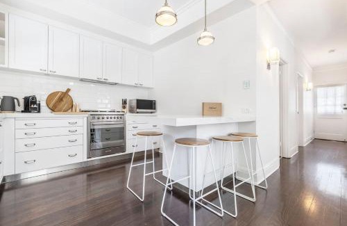 Prahran Maison | 'The Chatsworth' Chic Urban Living near High St