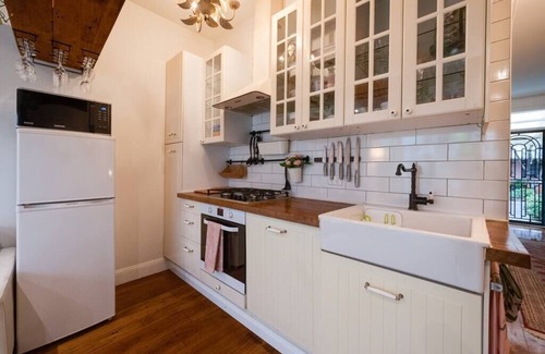 Redfern Maison | The Chelsea Cottage, Alfresco Living East Redfern