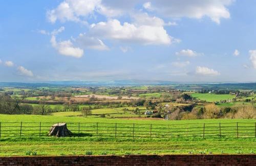 Tenbury Wells Maison | The Chestnuts