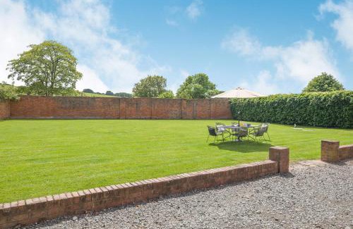 Tenbury Wells Maison | The Chestnuts