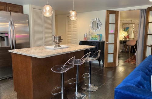 Broadmoor Appartement | NEW LISTING: REALLY PRETTY! Apartment Close to All New Orleans' Top Attractions