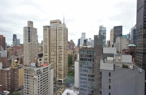 Tudor City Appartement | The Chic II Vibe 8654
