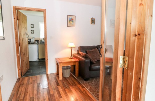 Skibbereen Cottage | THE CHOCOLATE BOX, family friendly in Ballydehob, County Cork