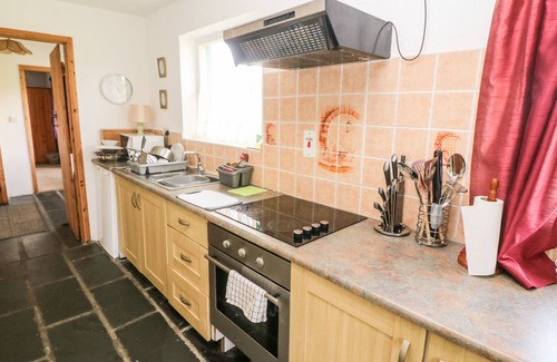 Skibbereen Cottage | THE CHOCOLATE BOX, family friendly in Ballydehob, County Cork