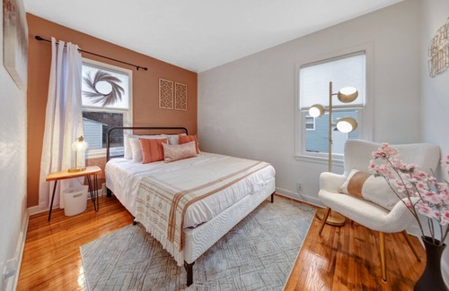 Saint James Maison | The Christine - 3 bed, 2 bath house has wifi, a work space, and 3 season porch.