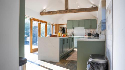Alcester Maison | The Church Barn