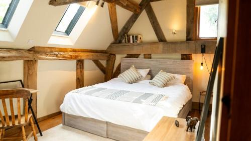 Alcester Maison | The Church Barn