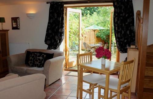 Flaxley Maison | The Cider Barn