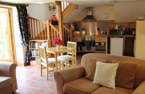 Flaxley Maison | The Cider Barn