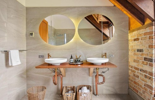 Berrilee Maison | The Coach House at Berrilee