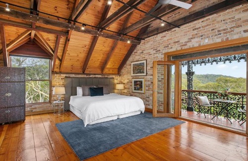 Berrilee Maison | The Coach House at Berrilee