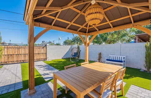 Gilbert Maison | The Coastal House Downtown Gilbert