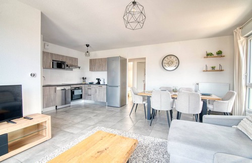 Castelginest Appartement | The Cocoon - Appt avec terrasse, 20mn de Toulouse